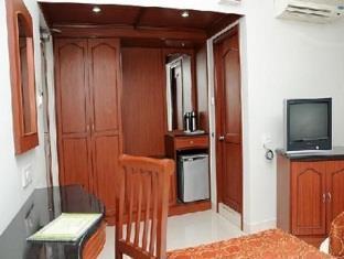 Hotel Peninsula Chennai Zewnętrze zdjęcie
